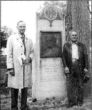 Paul Avrich with Federico Arcos at Emma Goldman's grave